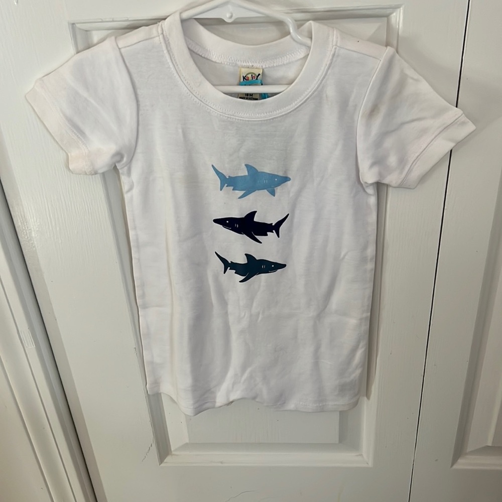 Kids shark tee NWT 18m